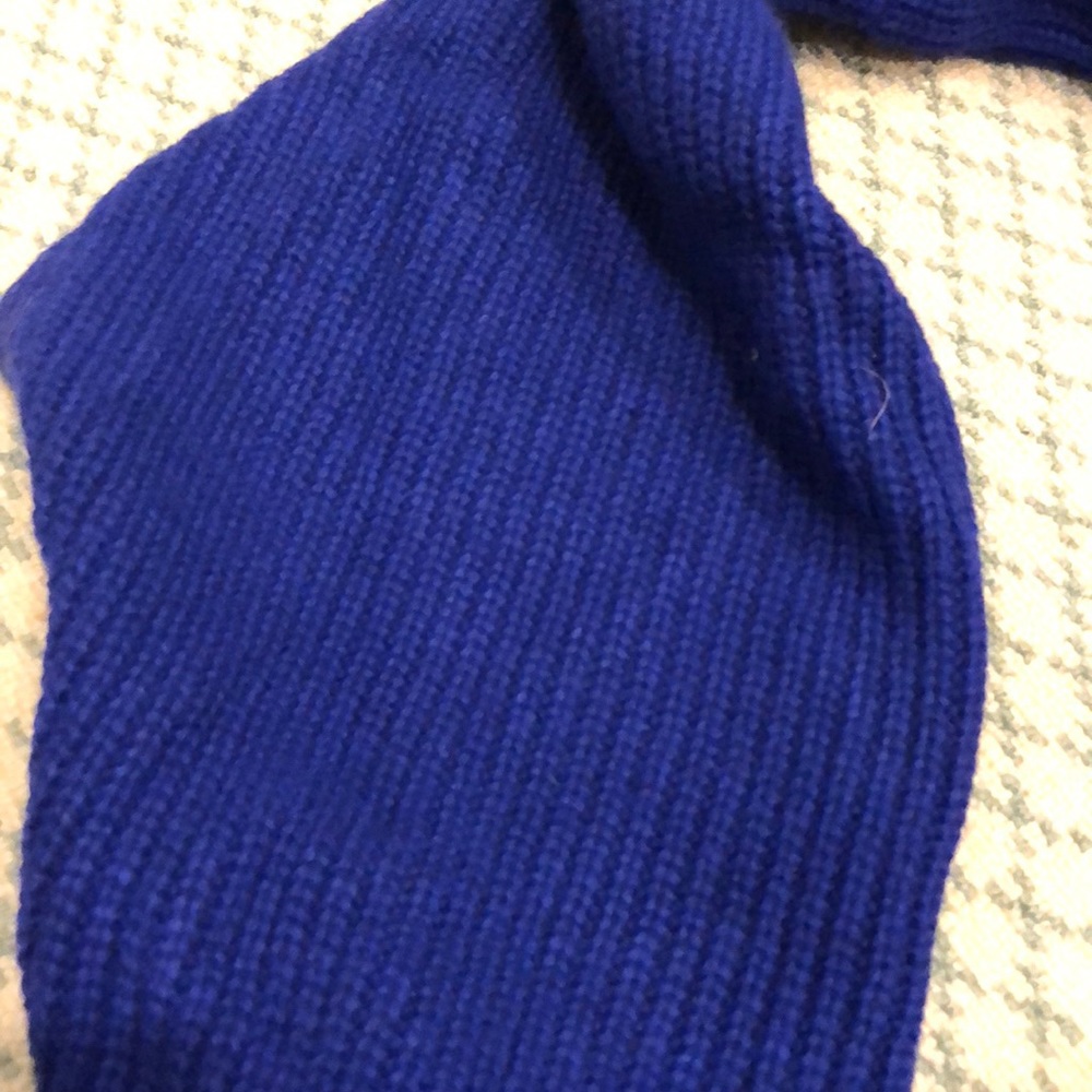 Scarf - Picture 2 of 3